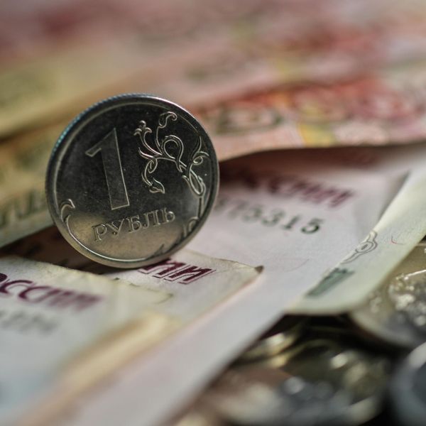 Годовая инфляция в РФ замедлилась до 9,02%
