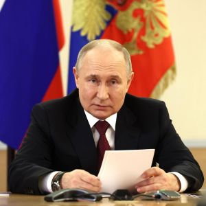 Космический потенциал России активно работает на безопасность, заявил Путин