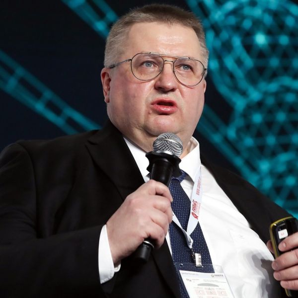Алексей Оверчук: Москва, Баку и Тегеран выстраивают логистику до Персидского залива